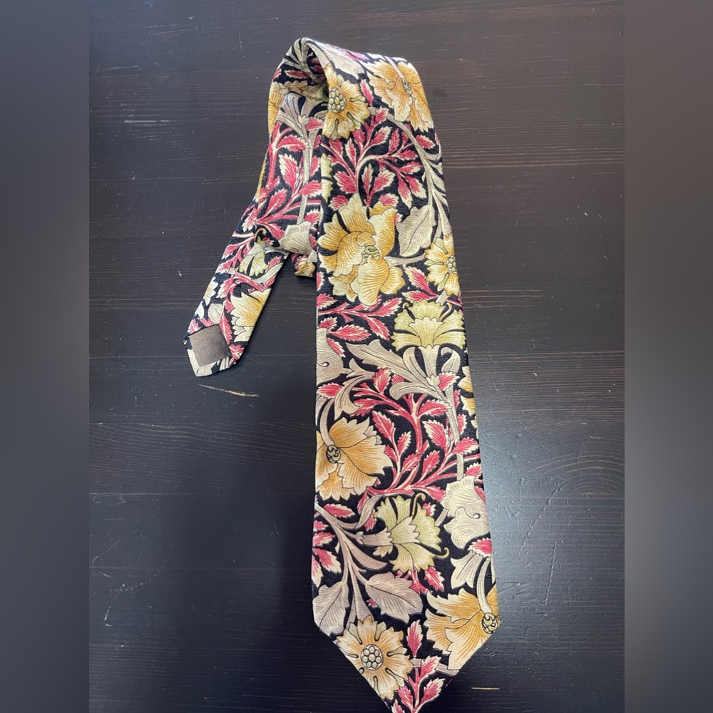 Kenzie tie